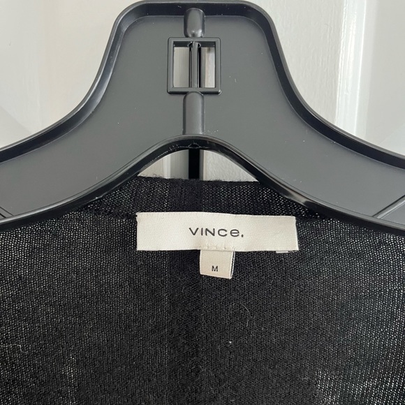 Vince Cashmere v-neck sweater size medium - Picture 2 of 2